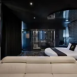Hugo's Boutique - Adults Only Hotel 4*