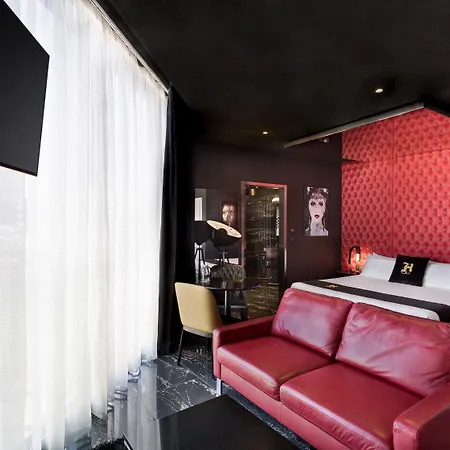 Hugo's Boutique - Adults Only