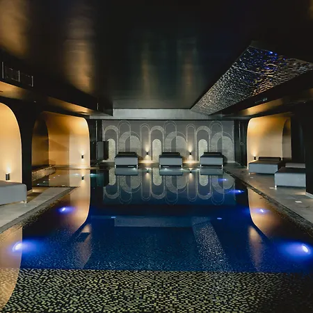 מלון Hugo's Boutique - Adults Only 4*