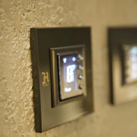 Hugo's Boutique - Adults Only