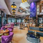 Hugo's Boutique - Adults Only Hotel 4*