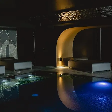Hugo's Boutique - Adults Only 4* San Ġiljan