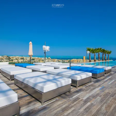 Hugo's Boutique - Adults Only Hotel 4*