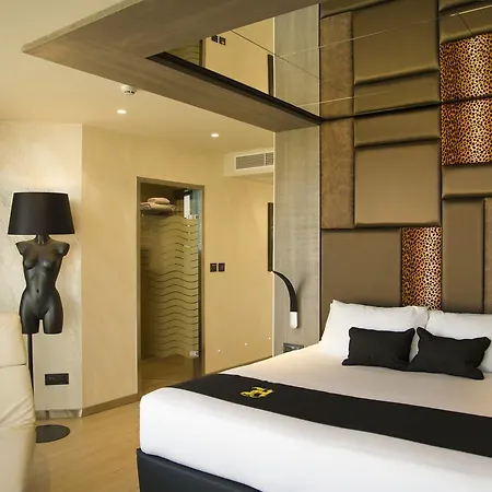 Hugo's Boutique - Adults Only Hotel San Ġiljan