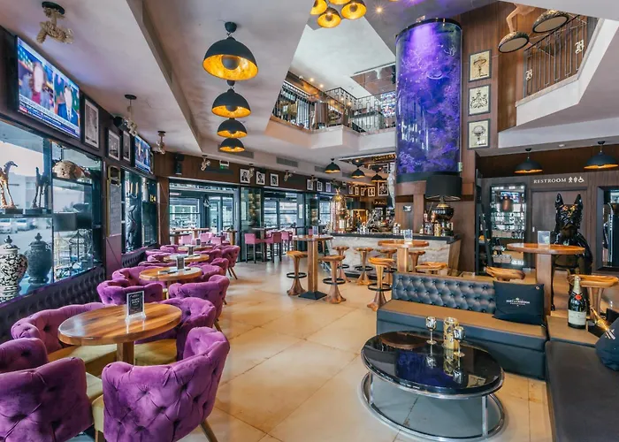 Hugo's Boutique - Adults Only Hotel 4*