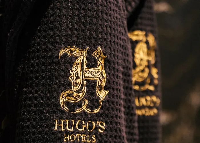 Hugo's Boutique - Adults Only 4*