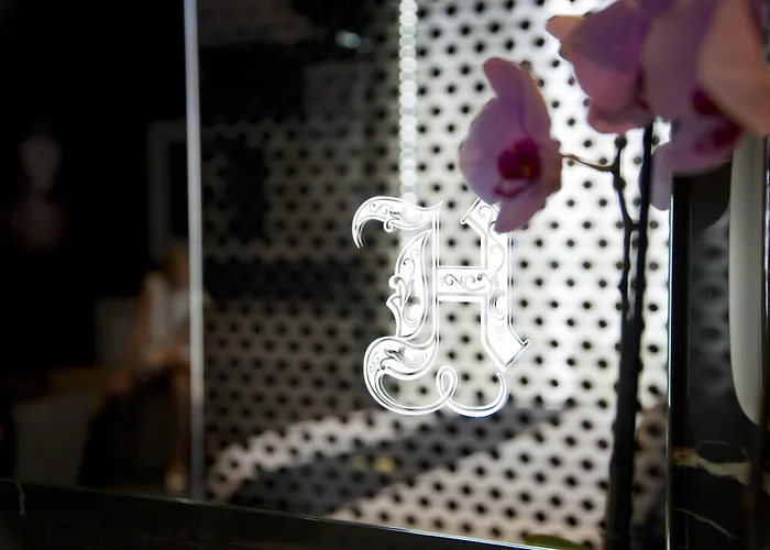 Hugo's Boutique - Adults Only Hotel St. Julian's