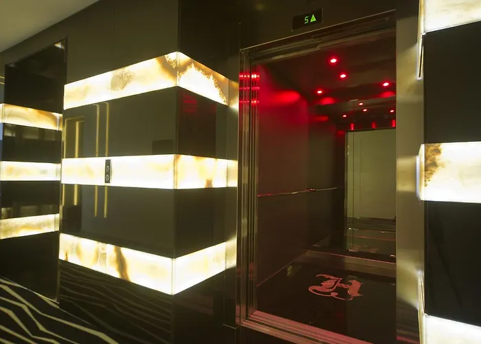 Hugo'S Boutique Hotel - Adults Only Hotel