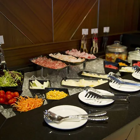 Hugo'S Boutique Hotel - Adults Only